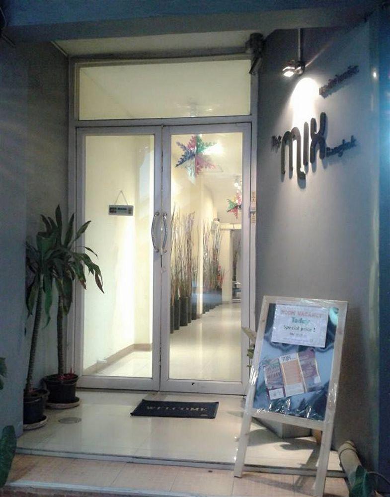 The Mix Bangkok - Bts Phrakhanong Extérieur photo