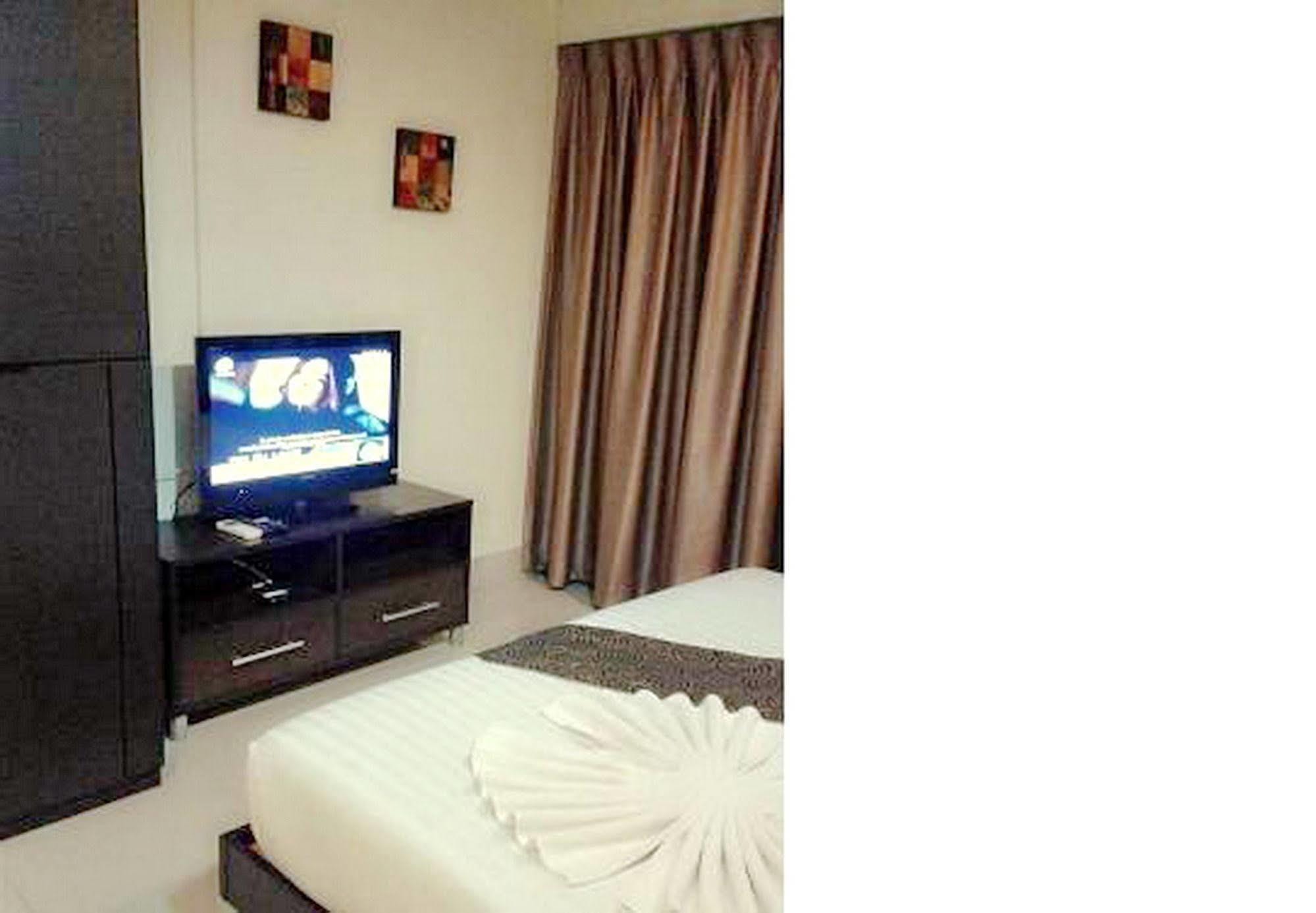 The Mix Bangkok - Bts Phrakhanong Extérieur photo