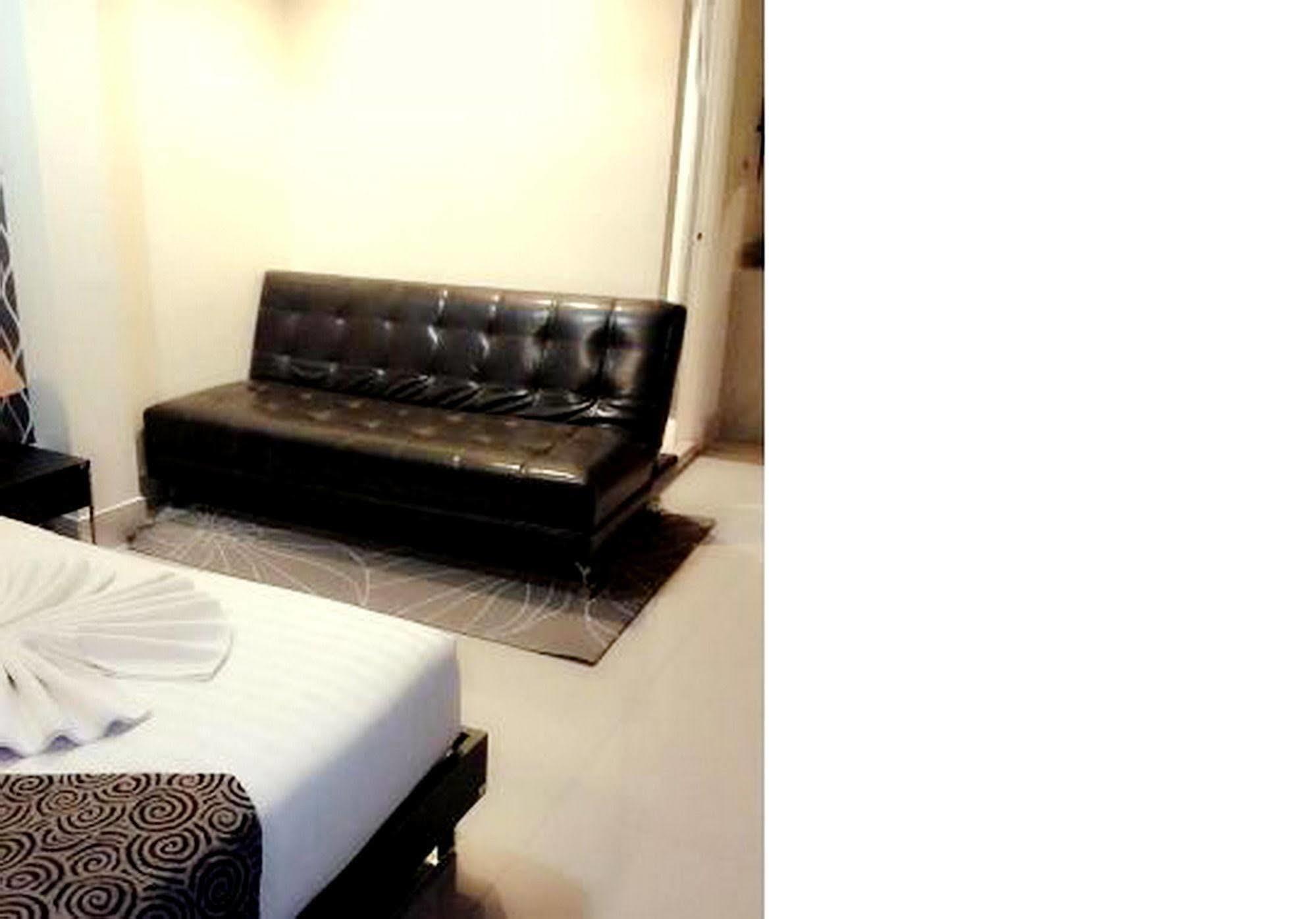 The Mix Bangkok - Bts Phrakhanong Extérieur photo